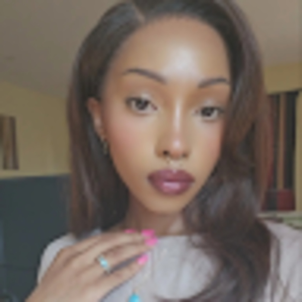 Meet your Posher, Aiyana